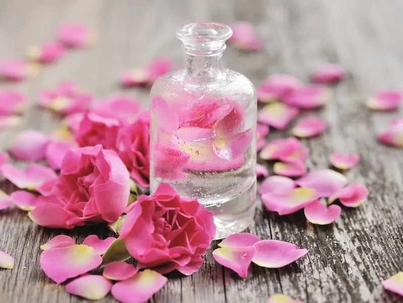 خرید گلاب اصل دوآتیشه + قیمت عالی با کیفیت تضمینی